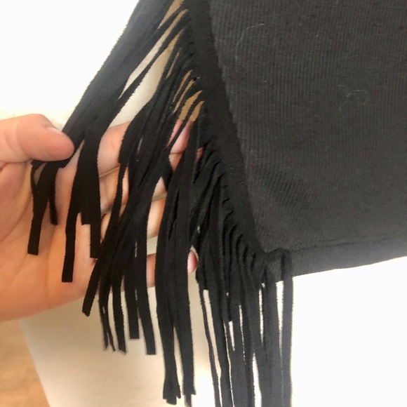 Topshop Fringe LBD 🖤 - Picture 4 of 10